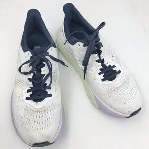 Hoka One One Arahi 5 White Athletic Running Performance Running Sneakers